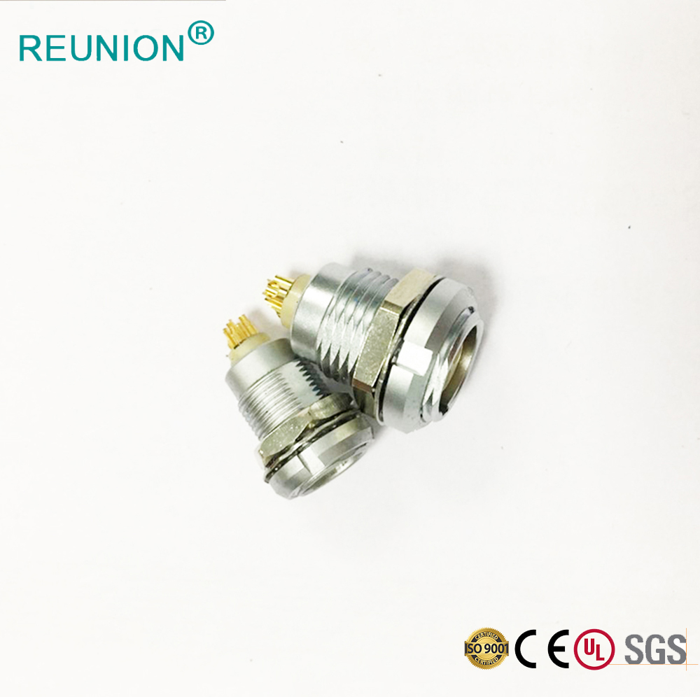 REUNION B系列双螺母固定插座