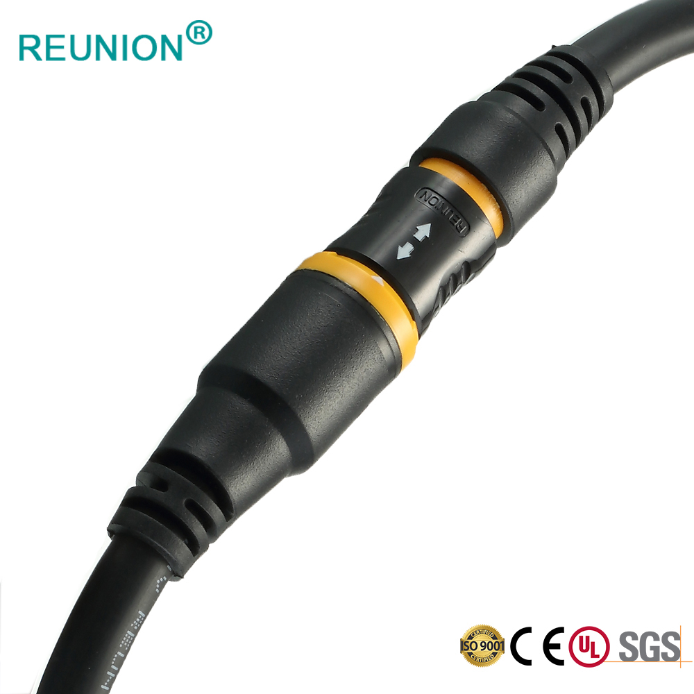 REUNION P系列 推拉自锁塑料圆形耦合器