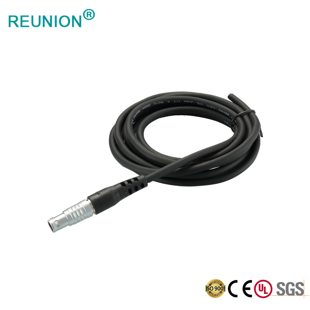 REUNION B/K系列推拉式连接器金属外壳IP50、IP67防护等级